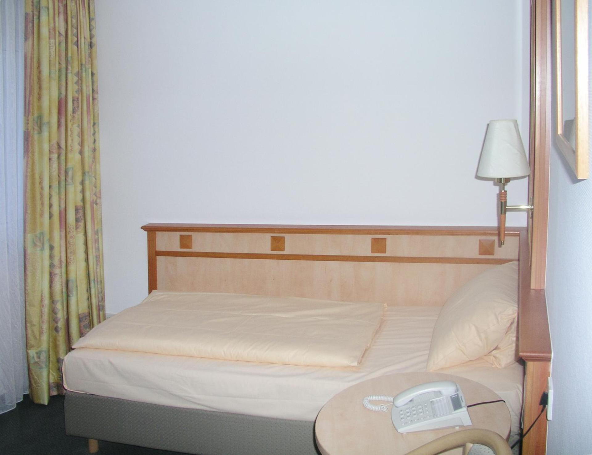 Hotel Wetterau - Self-Check-In Wolfersheim Ngoại thất bức ảnh