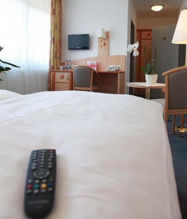 Hotel Wetterau - Self-Check-In Wolfersheim Ngoại thất bức ảnh