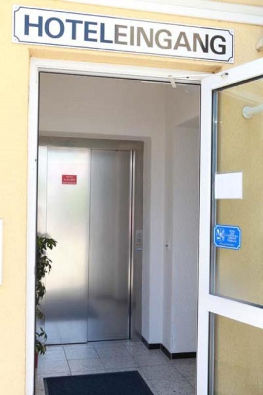 Hotel Wetterau - Self-Check-In Wolfersheim Ngoại thất bức ảnh